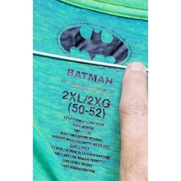 Batman Graphic T-Shirt Size 2XL DC Comics Cartoon Superhero Black Classic Logo - Picture 3 of 3